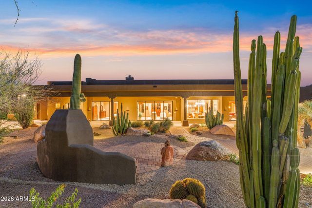 6832 E STAGECOACH Pass, Carefree, AZ 85377