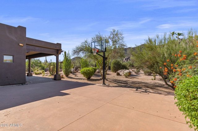 6832 E STAGECOACH Pass, Carefree, AZ 85377