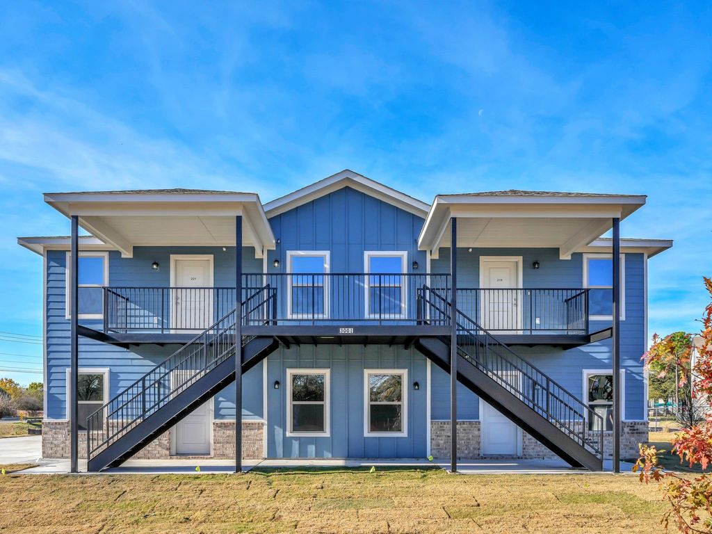 3001 Grey Wolf Circle 121, Denton, TX 76209