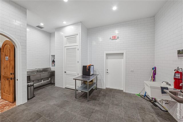 3505 GALLAGHER ROAD, Dover, FL 33527