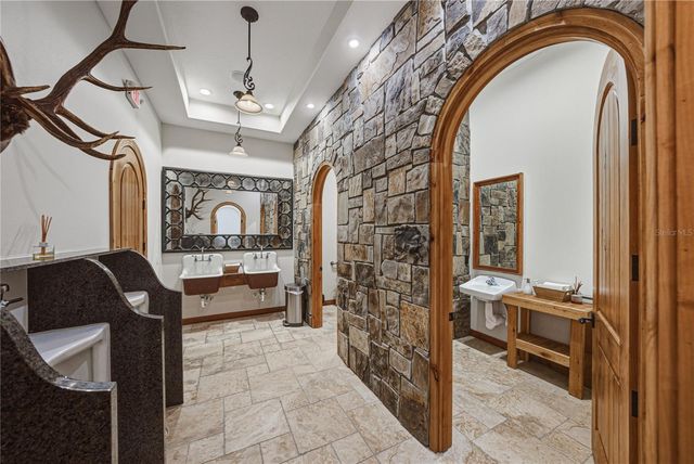 3505 GALLAGHER ROAD, Dover, FL 33527