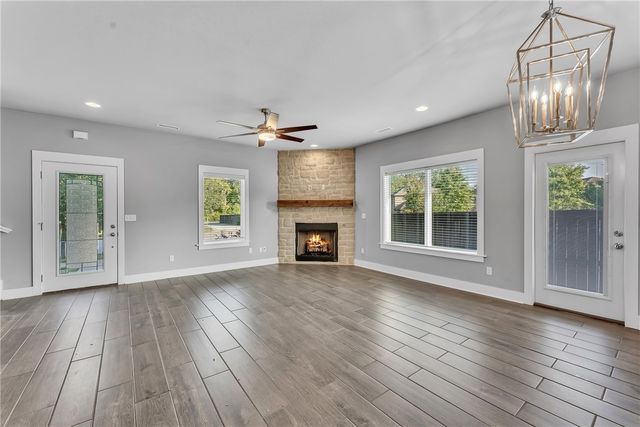 510 Salem Road, Fayetteville, AR 72704