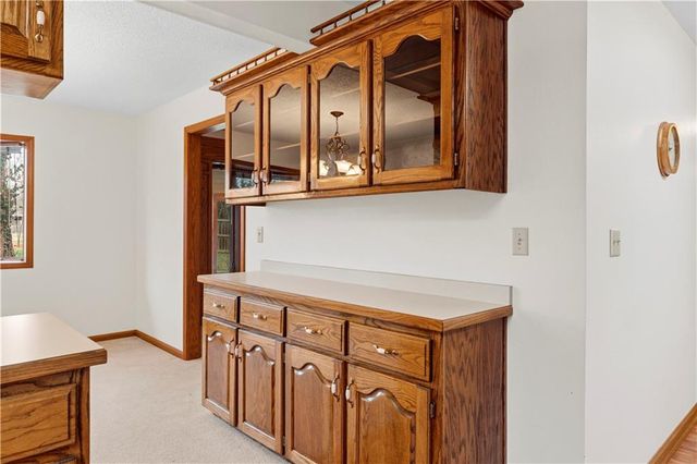 802 S Timberbrook Drive, Nevada, MO 64772