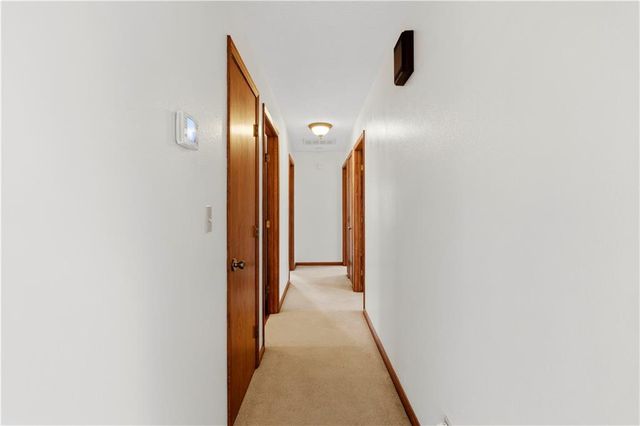 802 S Timberbrook Drive, Nevada, MO 64772