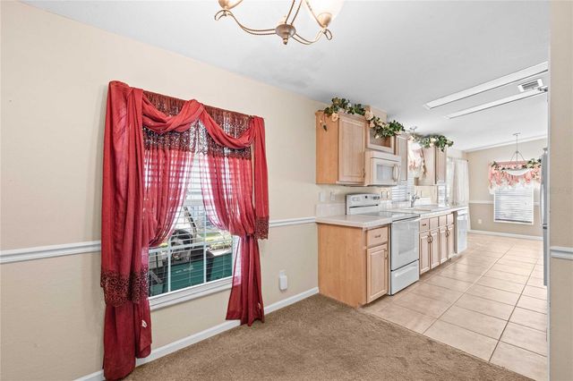 37536 GILL AVENUE, Zephyrhills, FL 33541