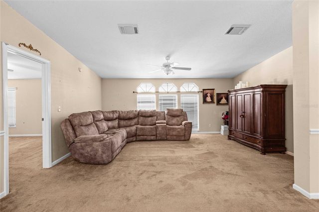 37536 GILL AVENUE, Zephyrhills, FL 33541