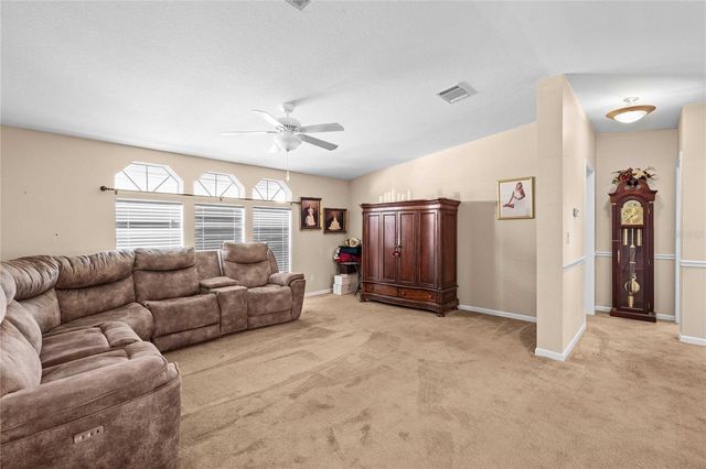 37536 GILL AVENUE, Zephyrhills, FL 33541