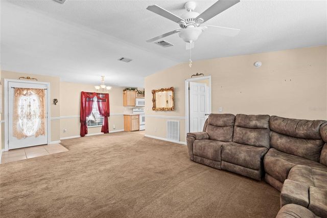 37536 GILL AVENUE, Zephyrhills, FL 33541