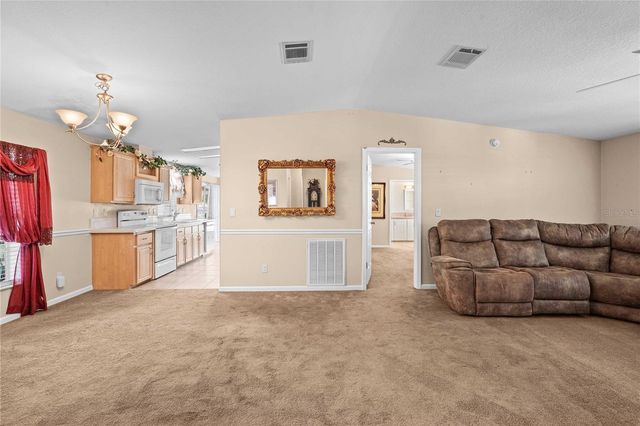 37536 GILL AVENUE, Zephyrhills, FL 33541