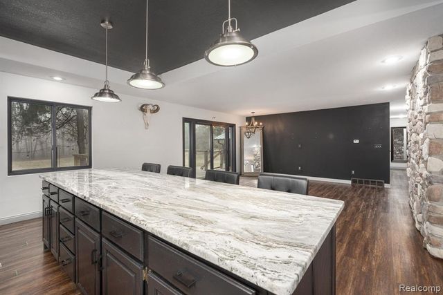 6803 Napoleon Road, Jackson, MI 49201