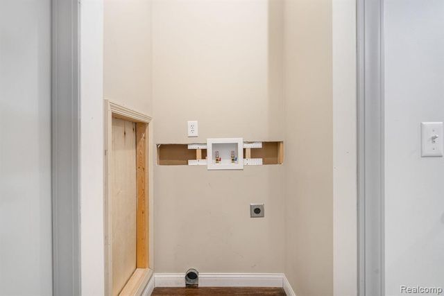 6803 Napoleon Road, Jackson, MI 49201