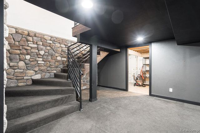 6803 Napoleon Road, Jackson, MI 49201