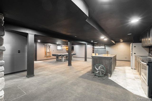 6803 Napoleon Road, Jackson, MI 49201