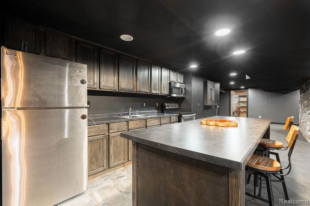 6803 Napoleon Road, Jackson, MI 49201