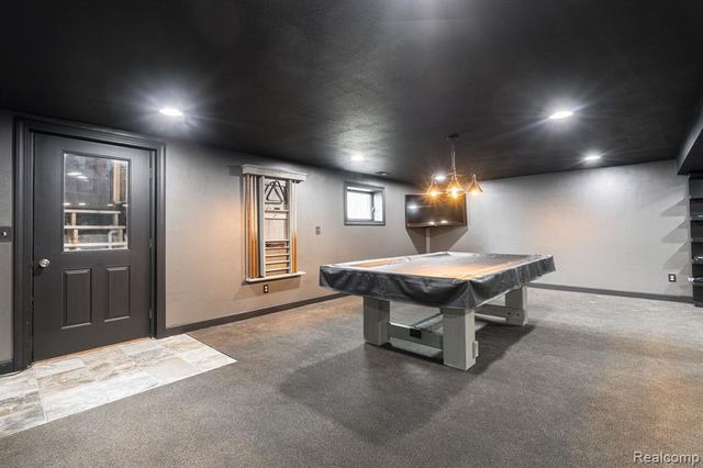 6803 Napoleon Road, Jackson, MI 49201