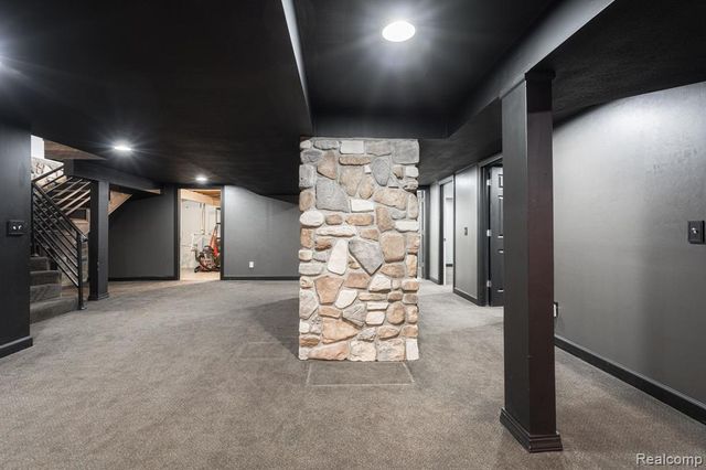 6803 Napoleon Road, Jackson, MI 49201