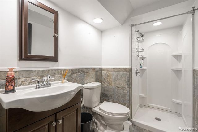 6803 Napoleon Road, Jackson, MI 49201