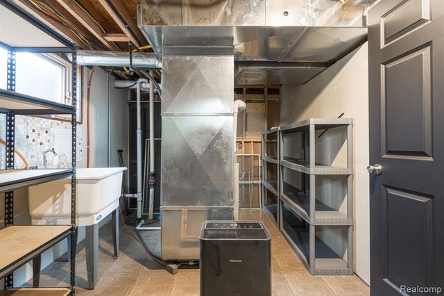 6803 Napoleon Road, Jackson, MI 49201