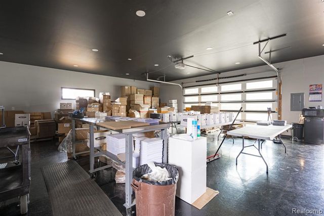 6803 Napoleon Road, Jackson, MI 49201