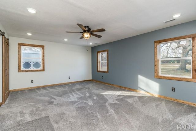 27327 HARRILL Lane, Lebanon, MO 65536