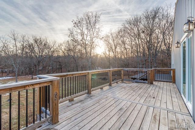 27327 HARRILL Lane, Lebanon, MO 65536