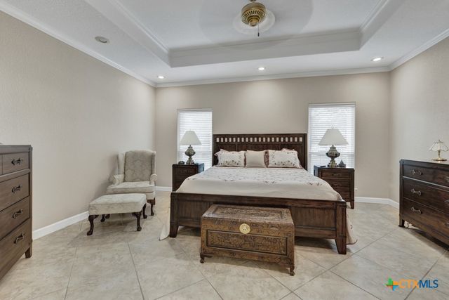 1968 Round Table, New Braunfels, TX 78130