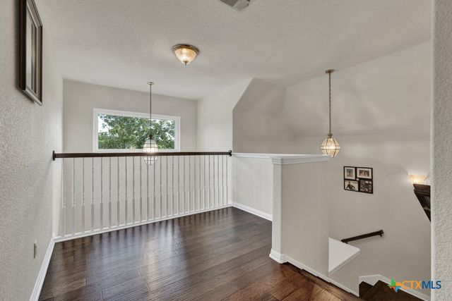 1968 Round Table, New Braunfels, TX 78130