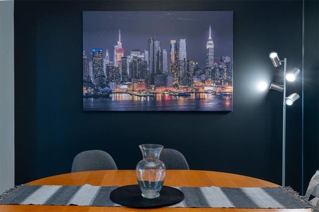 3203 Lenox NE Road 24, Atlanta, GA 30324