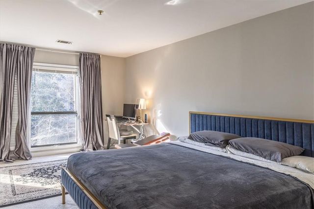 3203 Lenox NE Road 24, Atlanta, GA 30324