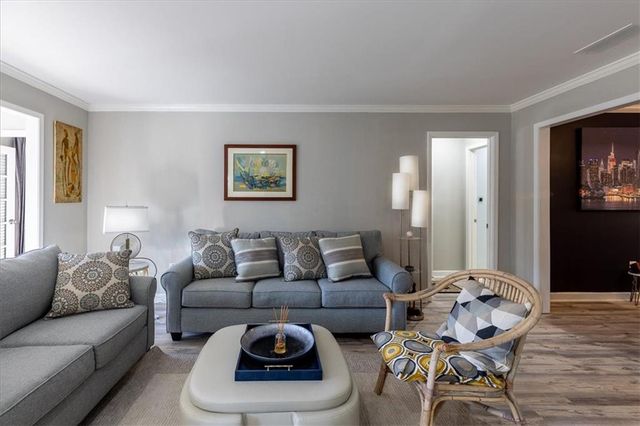 3203 Lenox NE Road 24, Atlanta, GA 30324