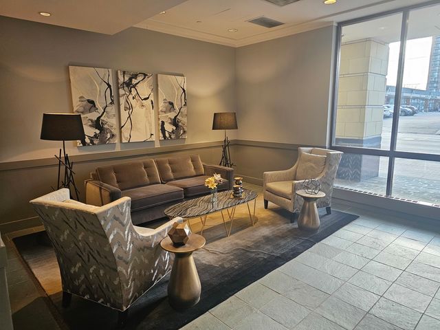 77 S EVERGREEN Avenue 1104, Arlington Heights, IL 60005