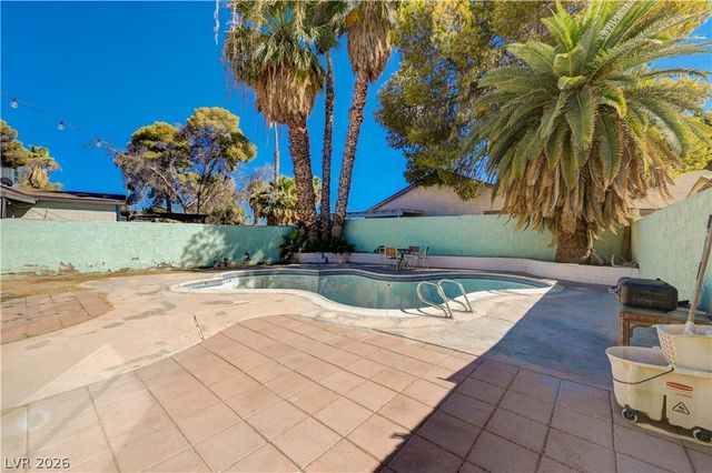1859 Winterwood Boulevard, Las Vegas, NV 89142