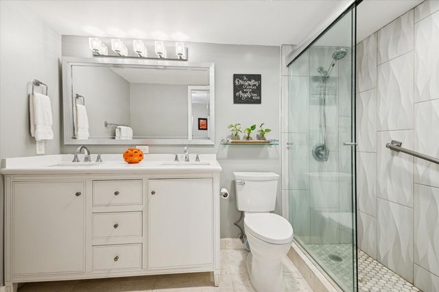 2202 Lucaya Bend L2, Coconut Creek, FL 33066