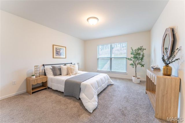 910 Boulder Crest Court, Eureka, MO 63025