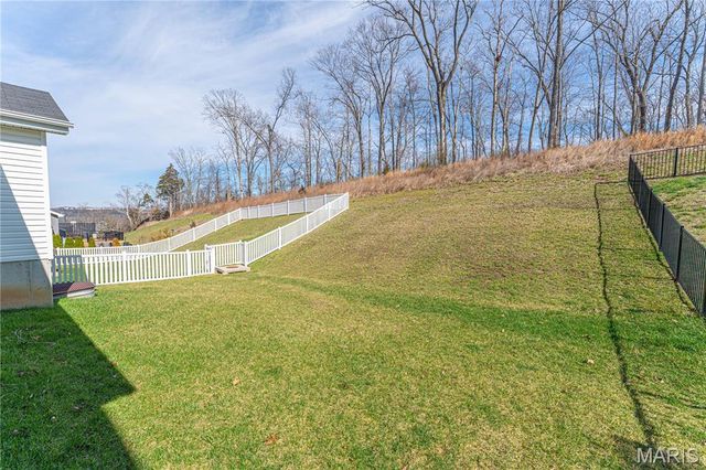 910 Boulder Crest Court, Eureka, MO 63025