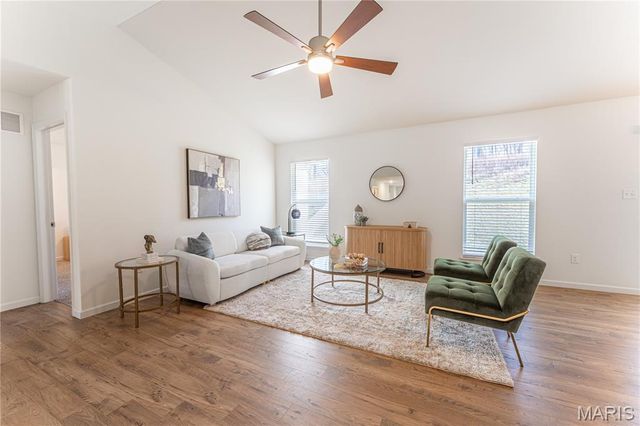 910 Boulder Crest Court, Eureka, MO 63025