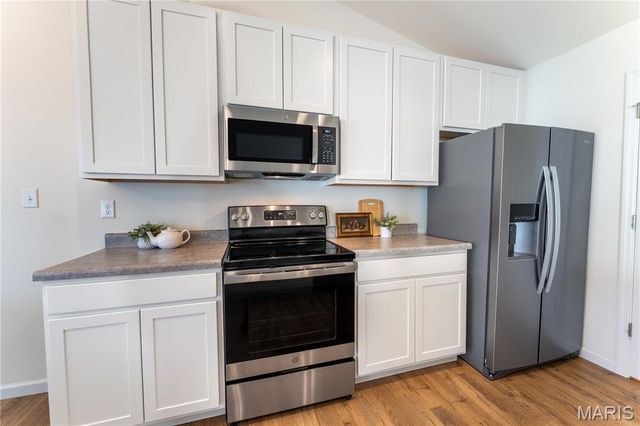 910 Boulder Crest Court, Eureka, MO 63025