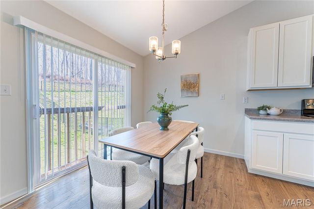 910 Boulder Crest Court, Eureka, MO 63025