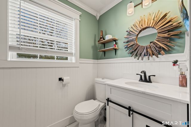 37 Kenmore Avenue, Waterbury, CT 06708