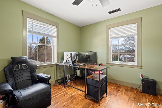 37 Kenmore Avenue, Waterbury, CT 06708