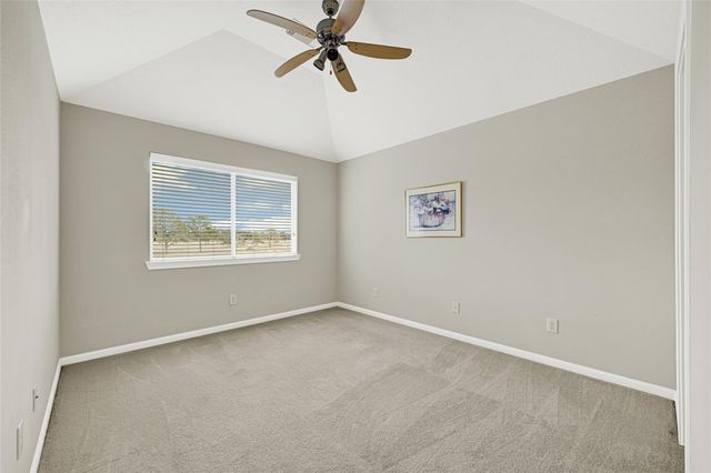 35 Parkway Place, Houston, TX 77040