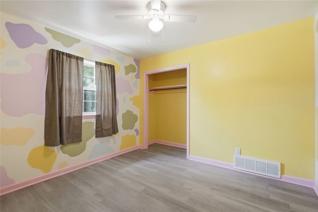837 Springdale Road, Bedford, TX 76021