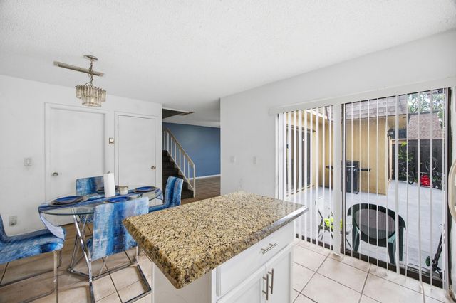 4102 Waterview Circle, Palm Springs, FL 33461