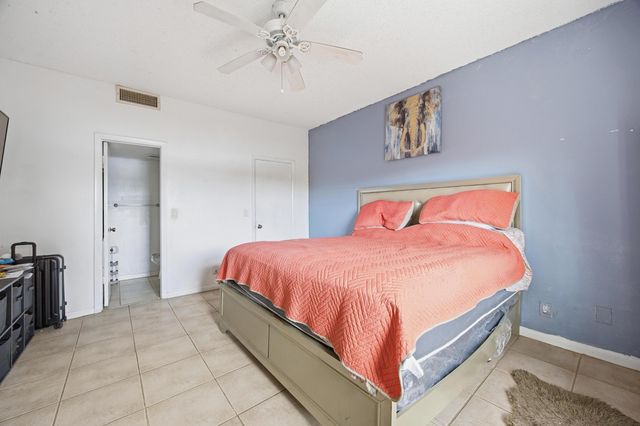 4102 Waterview Circle, Palm Springs, FL 33461