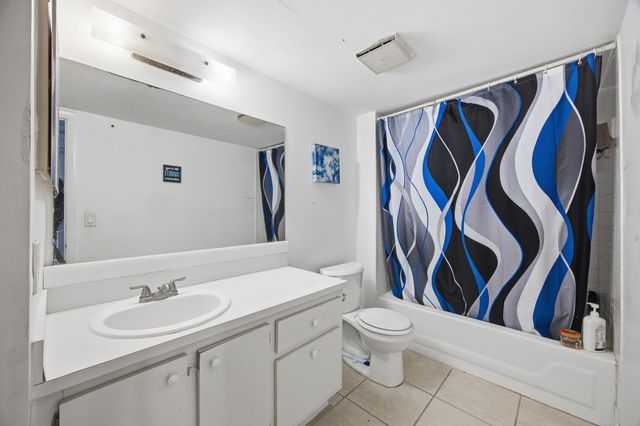 4102 Waterview Circle, Palm Springs, FL 33461