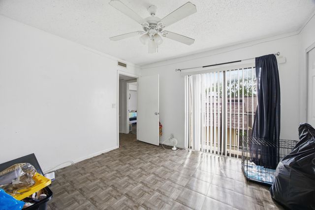 4102 Waterview Circle, Palm Springs, FL 33461