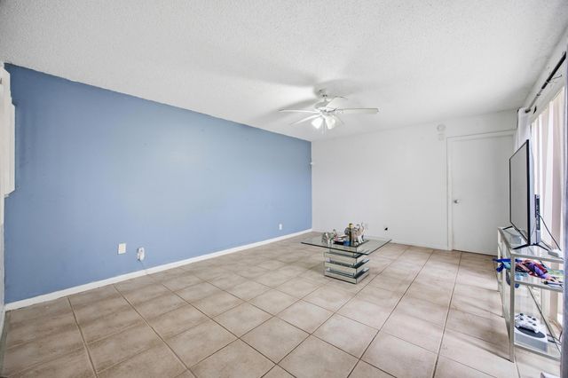 4102 Waterview Circle, Palm Springs, FL 33461