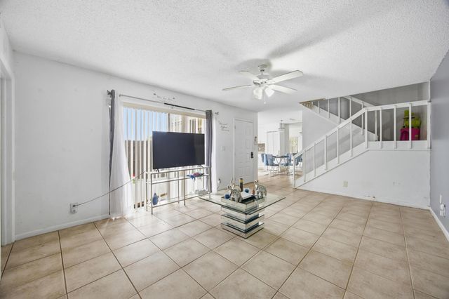 4102 Waterview Circle, Palm Springs, FL 33461