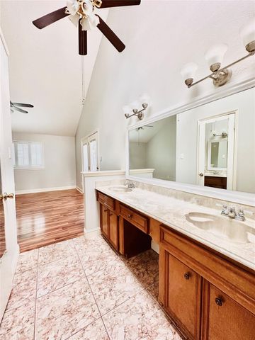 15111 Yorkpoint Drive, Houston, TX 77084