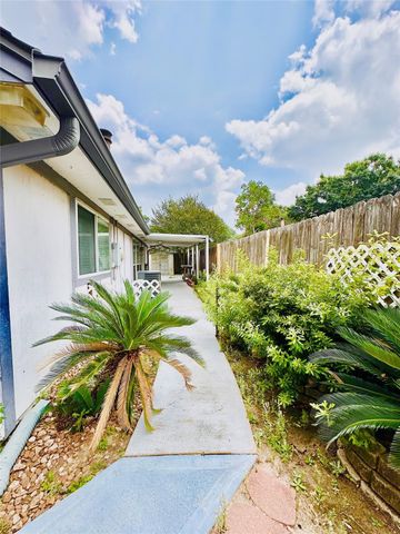 15111 Yorkpoint Drive, Houston, TX 77084